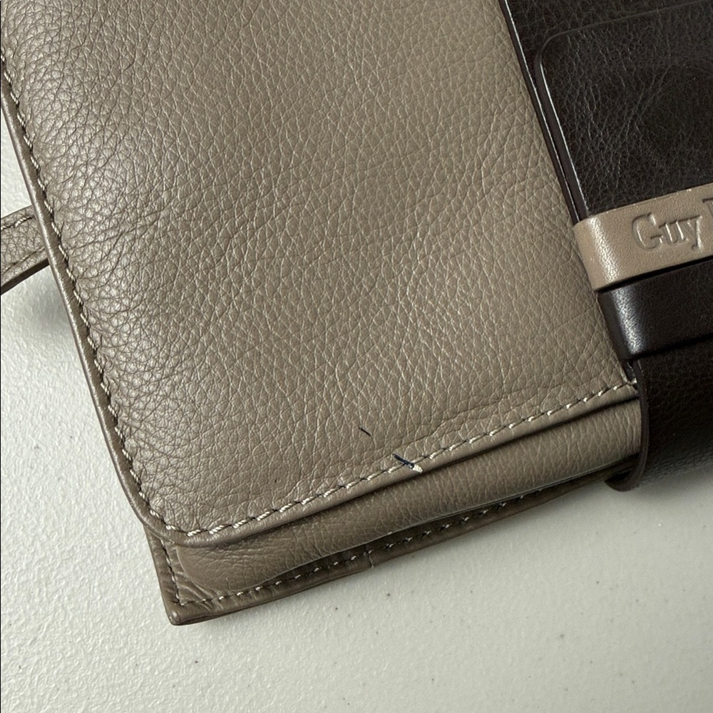Guy Laroche Designer Leather Crossbody Bag Beige‑Grey and Dark Brown - Picture 13 of 16